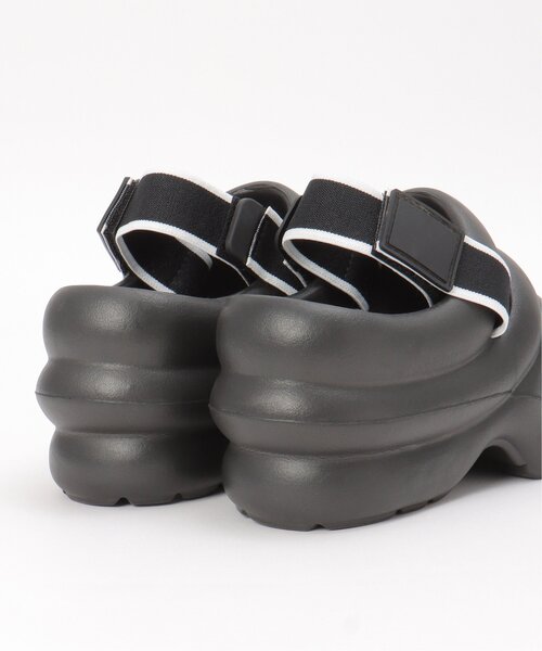 VENCEEXCHANGE（ヴァンスエクスチェンジ）の「マシュマロサンダル（サンダル・レディース・ブラック/ホワイト・M/L）」の15枚目の写真