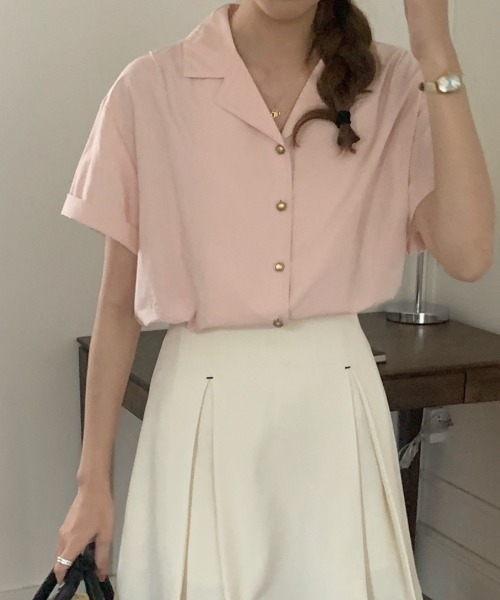 ECLIN（エクラン）の「ゴールドボタン半袖ルーズシャツ（シャツ/ブラウス・レディース・ブラック/ベージュ/グリーン/ホワイト/ピンク・M/L/XL）」の19枚目の写真