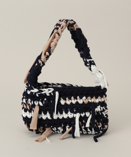 Oriens JOURNAL STANDARD（オリエンス ジャーナルスタンダード）の「【allergy x cycle by myobx Oriens】 kint ha：ショルダーバッグ（ショルダーバッグ・レディース・チャコールグレー/ネイビー・FREE）」の4枚目の写真