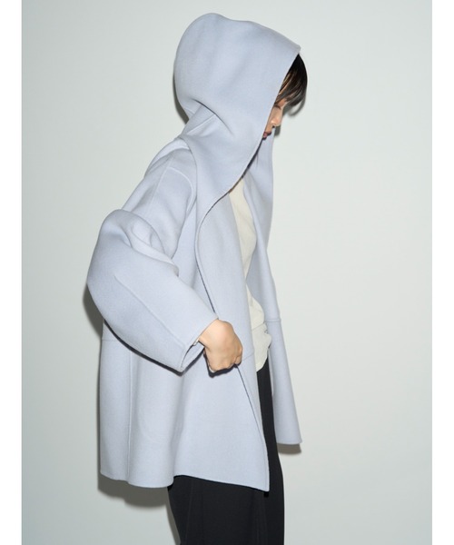 emmi（エミ）の「ロイヤルジーロン・リバーフードミドルコート