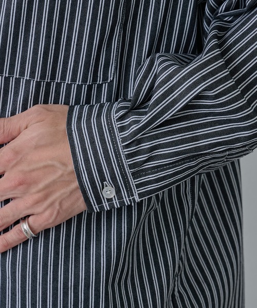 COLONY 2139（コロニートゥーワンスリーナイン）の「ジャガードストライプボタンダウンシャツ（シャツ/ブラウス・メンズ・ネイビー/ホワイト/ブラック・LARGE/MEDIUM）」の20枚目の写真