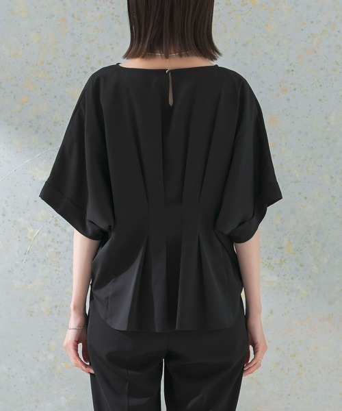 URBAN RESEARCH ROSSO WOMEN(アーバンリサーチ ロッソ)の「5分袖バックタックプルオーバー(シャツ/ブラウス・レディース・ブラック/グリーン系その他/ホワイト・FREE)」の15枚目の写真