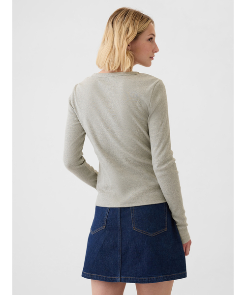 GAP（ギャップ）の「長袖リブ GAPロゴTシャツ（Tシャツ/カットソー・レディース・グレー/ホワイト/グリーン/ブラック・M/S/XS/XXS/XL/L）」の17枚目の写真