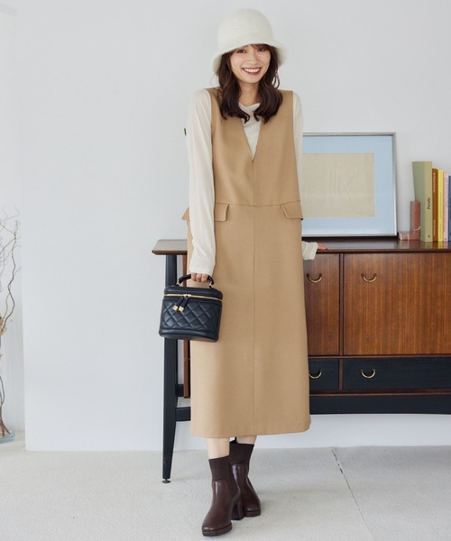 mysty woman（ミスティウーマン）の「深Ｖジャンスカ  148922（ジャンパースカート・レディース・ベージュ/ブラック/グレー・FREE）」の6枚目の写真