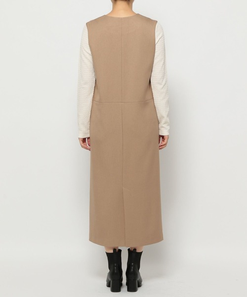 mysty woman（ミスティウーマン）の「深Ｖジャンスカ  148922（ジャンパースカート・レディース・ベージュ/ブラック/グレー・FREE）」の13枚目の写真