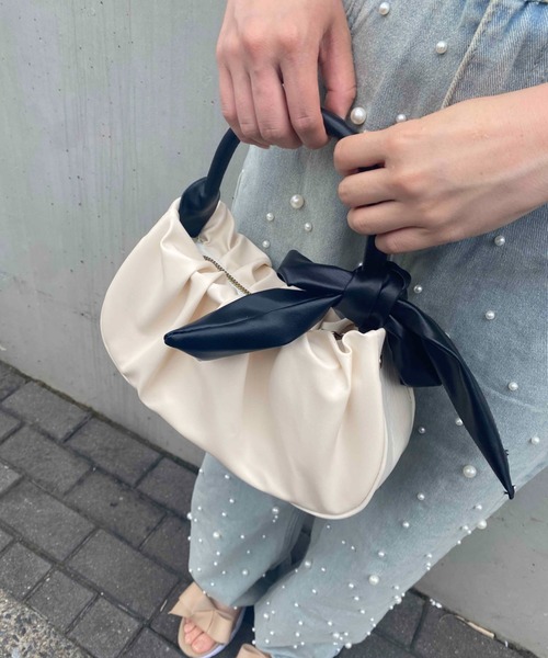 WEGO（ウィゴー）の「WEGO/リボンハンドバッグ（ハンドバッグ・レディース・アイボリー・FREE）」の14枚目の写真