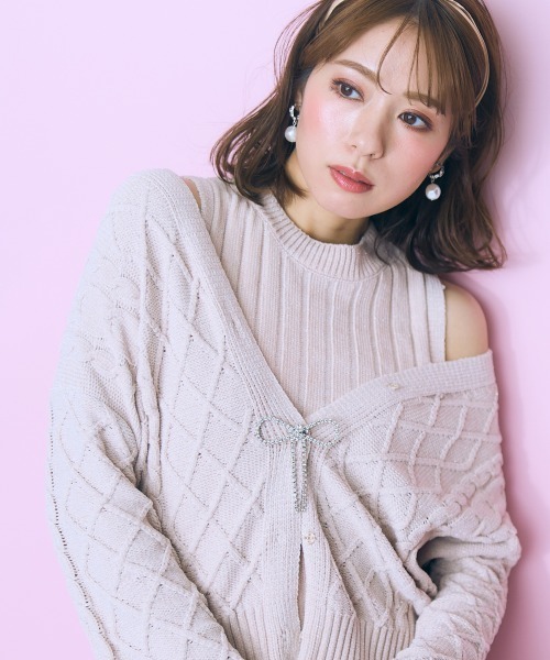 marun(マルン)の「<大きいサイズ> ケーブル編みラメモールニットカーディガン marun(カーディガン/ボレロ・レディース・ホワイト系/ピンク・5L/4L/3L/LL/L)」の19枚目の写真
