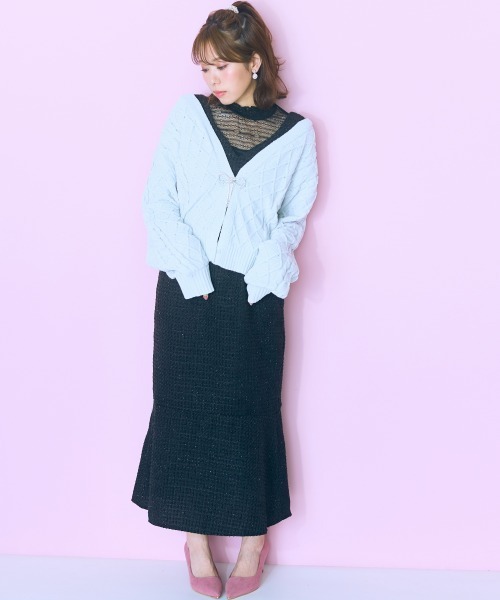marun(マルン)の「<大きいサイズ> ケーブル編みラメモールニットカーディガン marun(カーディガン/ボレロ・レディース・ホワイト系/ピンク・5L/4L/3L/LL/L)」の5枚目の写真