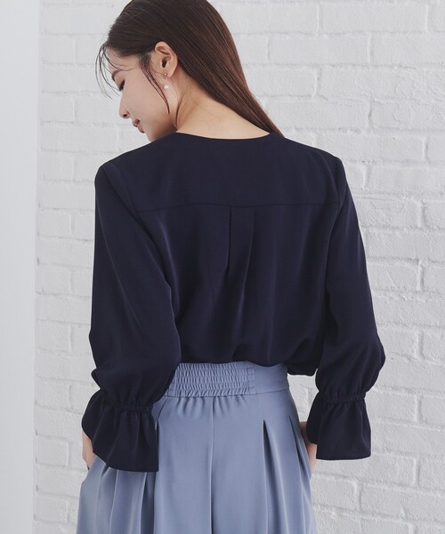 セール】タックネックパール調ブラウス【洗濯機洗い可/ストレッチ