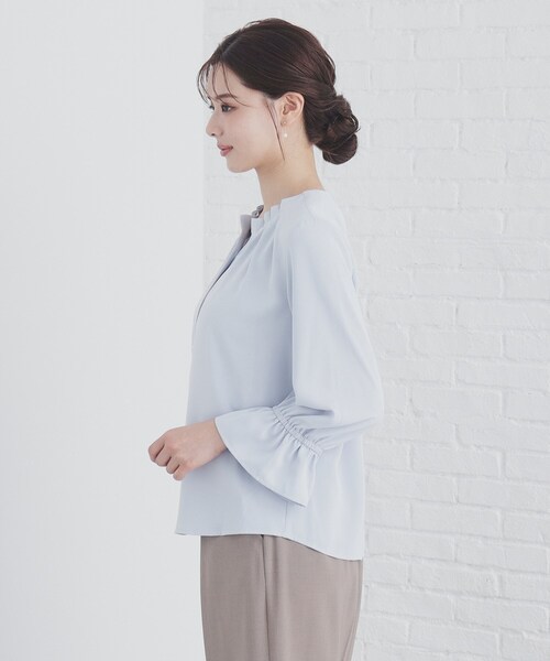 セール】タックネックパール調ブラウス【洗濯機洗い可/ストレッチ