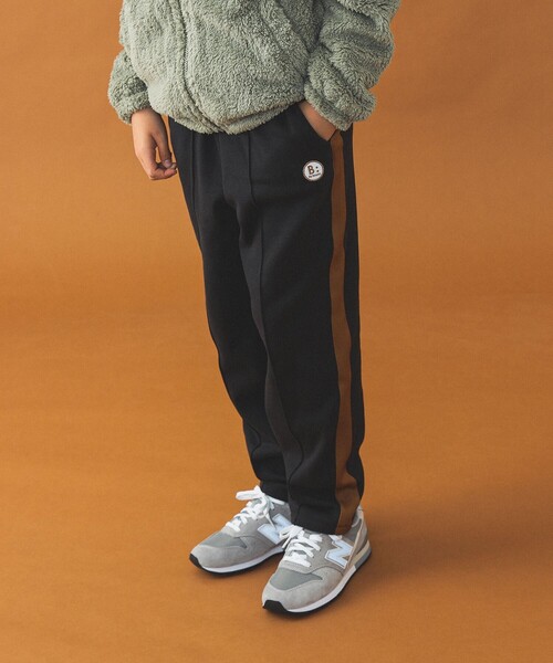 B:MING by BEAMS（ビーミングバイビームス）の「裏シャギー トラック パンツ 2024FW（100～150cm）（スラックス・キッズ・オフホワイト/ブラック・100/120/130/140/150/110）」の15枚目の写真