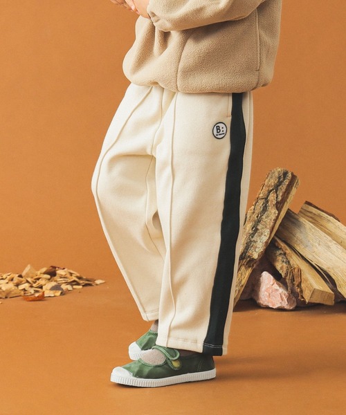 B:MING by BEAMS（ビーミングバイビームス）の「裏シャギー トラック パンツ 2024FW（100～150cm）（スラックス・キッズ・オフホワイト/ブラック・100/120/130/140/150/110）」の7枚目の写真