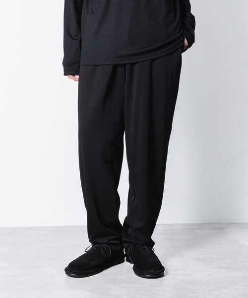 ATTACHMENT（アタッチメント）の「コットン ダブルフェイス ラウンジトラウザーズ / COTTON DOUBLE FACE LOUNGE TROUSERS（スウェットパンツ・メンズ・ブラック/ライトブラウン/グレー/ダークグレー・1/3/2）」の2枚目の写真