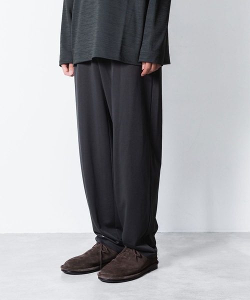 ATTACHMENT（アタッチメント）の「コットン ダブルフェイス ラウンジトラウザーズ / COTTON DOUBLE FACE LOUNGE TROUSERS（スウェットパンツ・メンズ・ブラック/ライトブラウン/グレー/ダークグレー・1/3/2）」の8枚目の写真