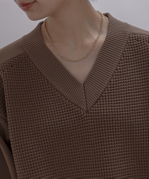 【新品未使用タグ付き】Eimee Law　ワッフル編みサイドロゴテープニット ワッフル編みサイドロゴテープニット Eimee Law│Eimee Law & LHELBIE