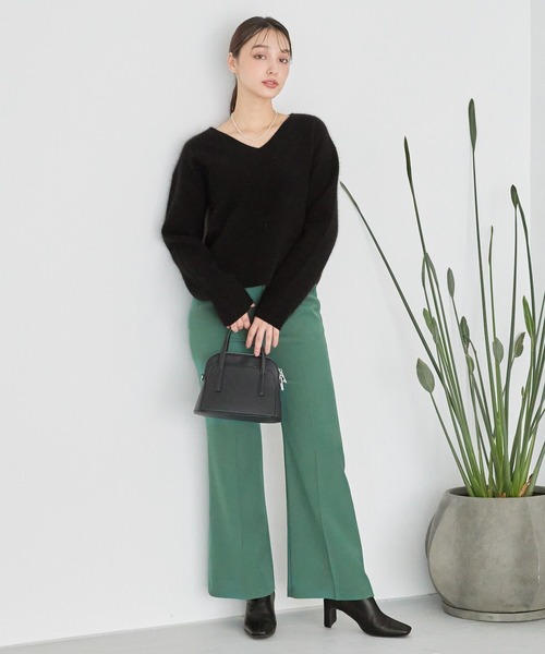 Andemiu（アンデミュウ）の「【LサイズWEB限定】ベルトツキフレアパンツ161712（スラックス・レディース・ブラウン/グリーン/チャコールグレー・SMALL/MEDIUM/LARGE）」の5枚目の写真