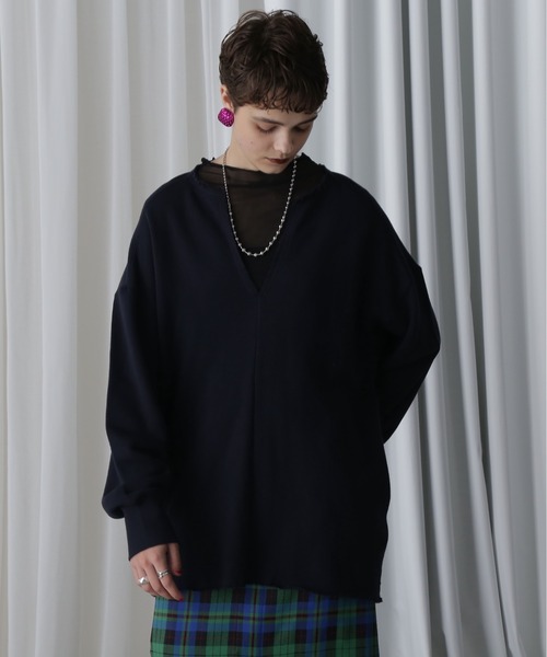 CREOLME(クレオルム)の「(CREOLME)キーネックオーバースウェット(スウェット・レディース・ネイビー/イエロー/ベージュ・FREE)」の17枚目の写真