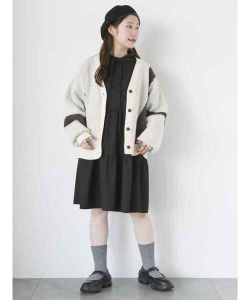 ehka sopo（エヘカソポ）の「ジャカードVネックカーディガン