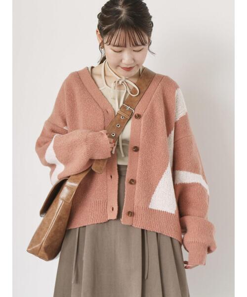 ehka sopo(エヘカソポ)の「ジャカードVネックカーディガン(カーディガン/ボレロ・レディース・ピンク/ブラック/キナリ・F)」の19枚目の写真