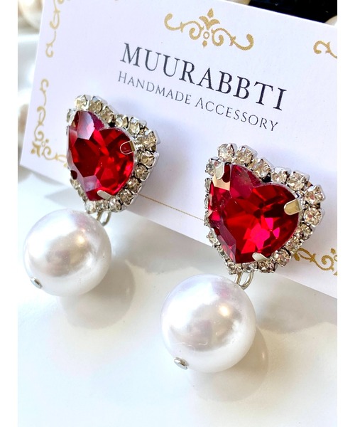 tone(トーン)の「【MUURABBTI】ハートビジューのパールピアス(MA)(ピアス(両耳用)・レディース・レッド/グリーン/ピンク系その他/ブラック/ブルー・FREE)」の7枚目の写真