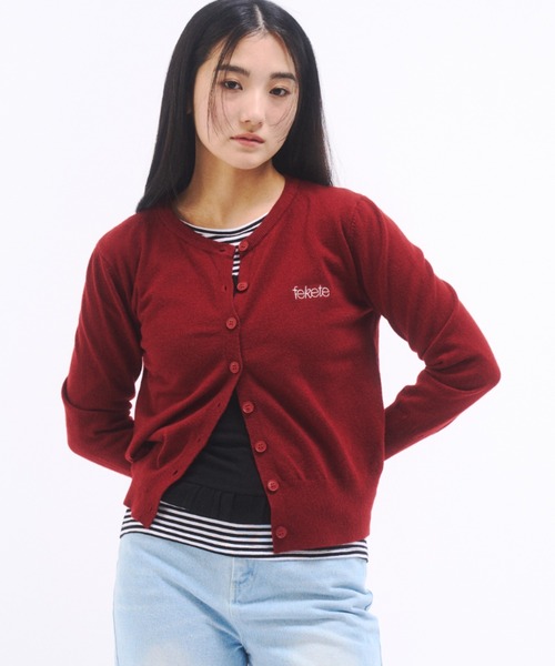 FEKETE(フェケテ)の「fekete CARDIGAN / feketeロゴカーディガン(カーディガン/ボレロ・レディース・ブラック/グレー/レッド・FREE)」の7枚目の写真