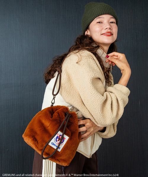 ACCOMMODE（アコモデ）の「グレムリン/ファー巾着ショルダー（ショルダーバッグ・レディース・ブラウン/ダークグレー/その他1・FREE）」の11枚目の写真