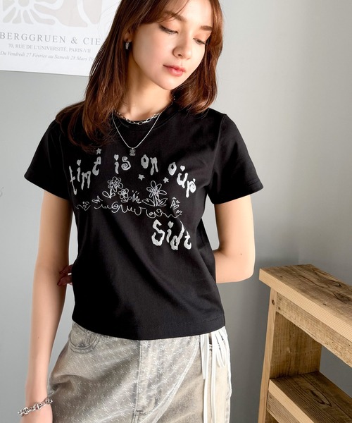 mily bilet(ミウィビレット)の「【mily bilet】大人の上品グラフティ。ハンドペイントライクシルバープリントコンパクトTシャツ(Tシャツ/カットソー・レディース・アイボリー/ブラック/チョコ・X-LARGE/SMALL/MEDIUM/LARGE)」の22枚目の写真