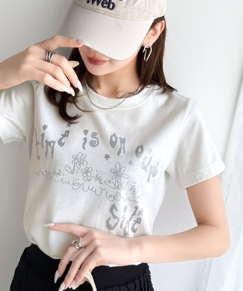 mily bilet(ミウィビレット)の「【mily bilet】大人の上品グラフティ。ハンドペイントライクシルバープリントコンパクトTシャツ(Tシャツ/カットソー・レディース・アイボリー/ブラック/チョコ・X-LARGE/SMALL/MEDIUM/LARGE)」の10枚目の写真