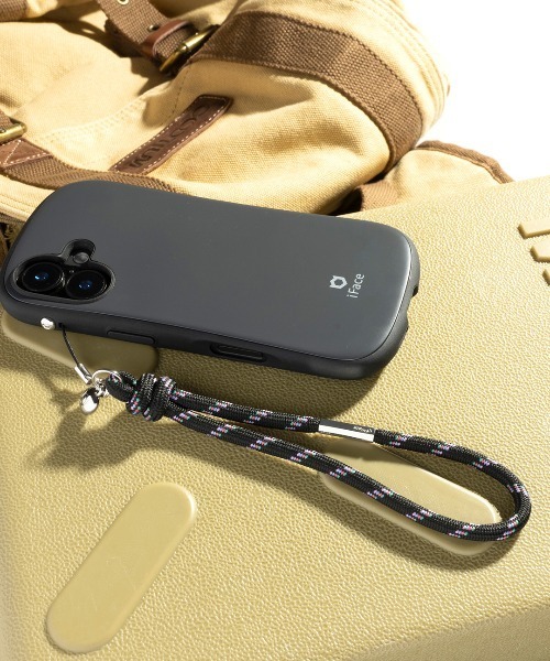 iFace(アイフェイス)の「iFace Phoneチャーム ストラップ ( PUレザー / 丸紐 )(キーホルダー・レディース・ピンク系その他2/ベージュ/ブルー系その他2/ブラック系その他2/サックスブルー/ブラック/パープル系その他2/ベージュ系その他2・FREE)」の13枚目の写真