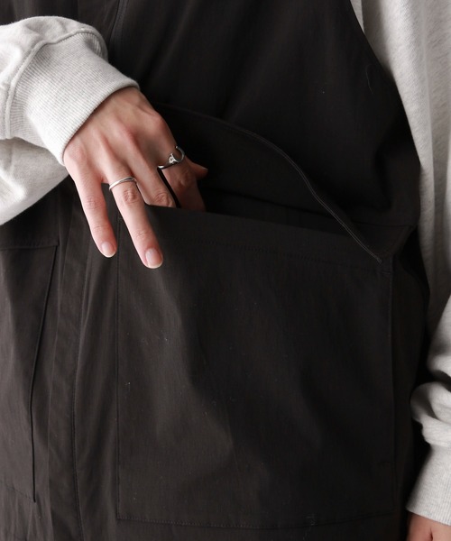 RAGEBLUE(レイジブルー)の「オーバーサイズ/ミリタリーダブルジップナイロンベスト(ベスト・メンズ・ブラック/グレー・MEDIUM/LARGE)」の19枚目の写真