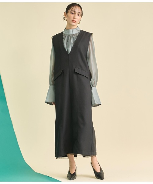 Settimissimo(セッティミッシモ)の「Vネック フロントダーツ Iライン ワンピース(ワンピース・レディース・ベージュ/ブラック・FREE)」の3枚目の写真