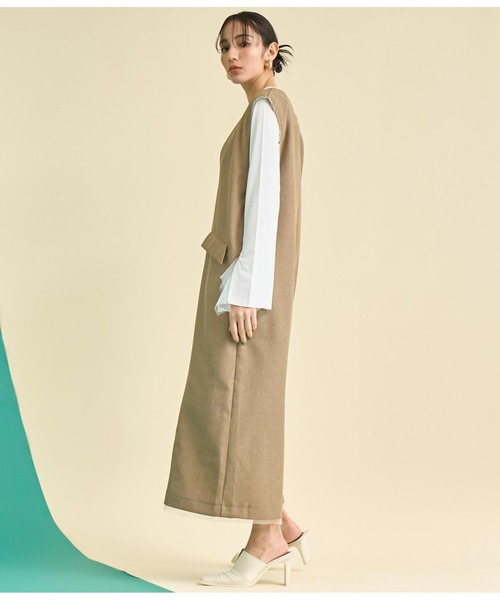 Settimissimo(セッティミッシモ)の「Vネック フロントダーツ Iライン ワンピース(ワンピース・レディース・ベージュ/ブラック・FREE)」の12枚目の写真