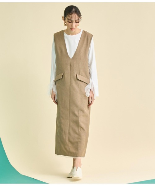 Settimissimo(セッティミッシモ)の「Vネック フロントダーツ Iライン ワンピース(ワンピース・レディース・ベージュ/ブラック・FREE)」の9枚目の写真