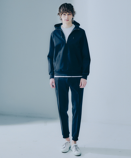 DESIGNWORKS(デザインワークス)の「【セットアップ対応】ストレッチ ポンチ ピンタック ジョグパンツ(その他パンツ・メンズ・ライトグレー/ブラック・46/48/50)」の3枚目の写真