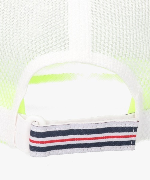 FILA(フィラ)の「FILA NY MESH FLAT WIDE CAP / フィラ(キャップ・レディース・ホワイト/ネイビー・57~59cm)」の4枚目の写真