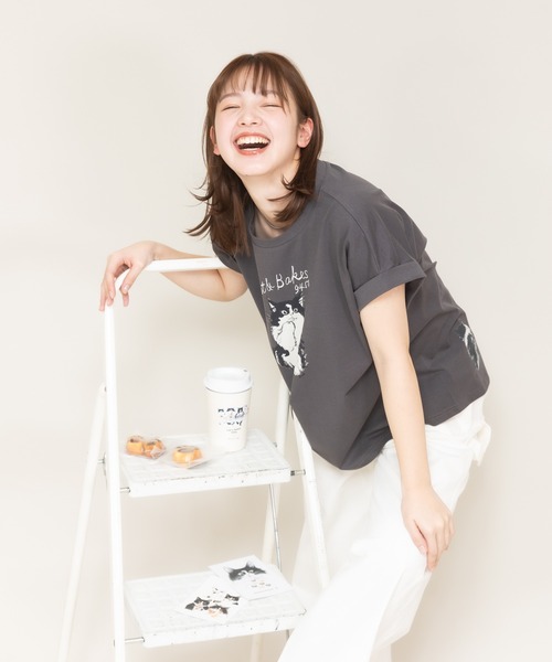 meeny miny(ミーニーマイニー)の「【meeny miny】〈CAT&BAKES 9456〉コラボ "yum yum" BandoT(Tシャツ/カットソー・レディース・ホワイト/グレー/ライトベージュ・MEDIUM/LARGE)」の17枚目の写真