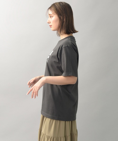 UNDICI・NOVE（ウンディッチノーベ）の「【AECA BLANC】アエカブラン/ブランドロゴプリントTシャツ（Tシャツ/カットソー・レディース・チャコールグレー/ホワイト・M）」の7枚目の写真