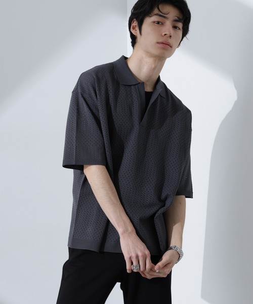 NANO universe（ナノユニバース）の「スキッパーテックニットポロシャツ/半袖（ポロシャツ・メンズ・ブラウン/グレー系その他4/スミクロ・M/L）」の4枚目の写真