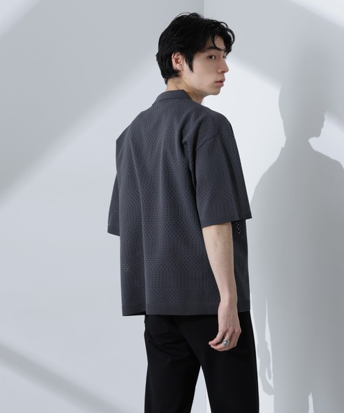 NANO universe（ナノユニバース）の「スキッパーテックニットポロシャツ/半袖（ポロシャツ・メンズ・ブラウン/グレー系その他4/スミクロ・M/L）」の6枚目の写真