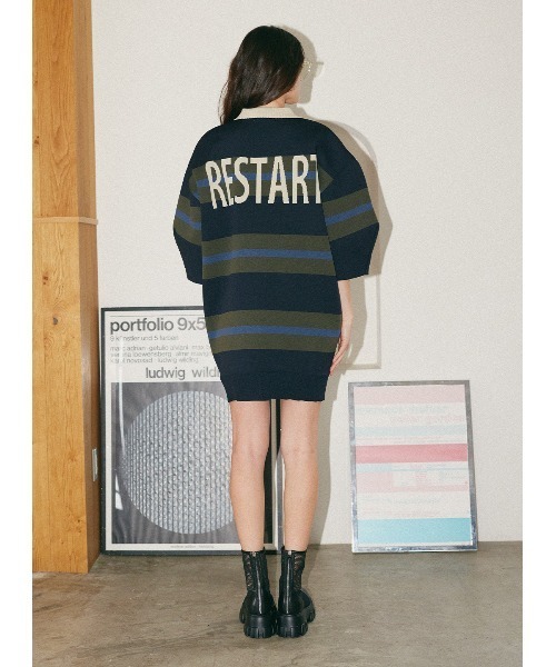 COEL(コエル)の「バックロゴラガーニットワンピース(ワンピース・レディース・ネイビー/ベージュ・FREE)」の6枚目の写真