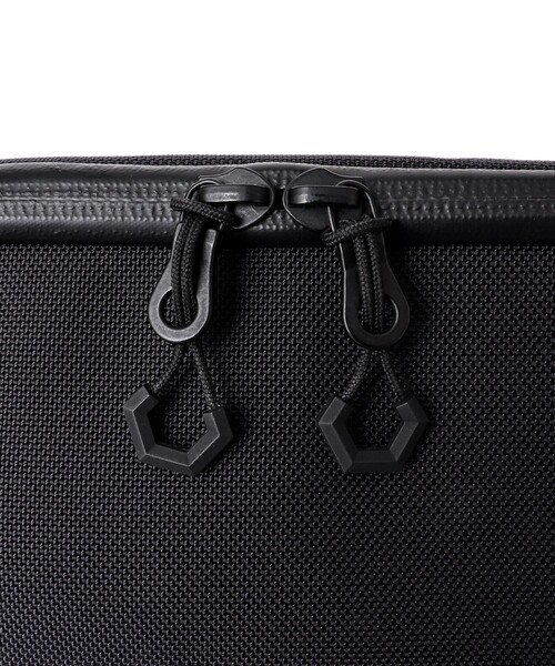 beruf baggage(ベルーフバゲッジ)の「【beruf baggage/ベルーフ バゲッジ】URBAN EXPLORER 6.0HA(ショルダーバッグ・メンズ・ブラック・FREE)」の3枚目の写真