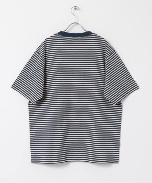 Champion(チャンピオン)の「『別注』Champion×UR USA Fit BORDER T-shirts(Tシャツ/カットソー・メンズ・ネイビー/ナチュラル・MEDIUM/LARGE/X-LARGE)」の6枚目の写真