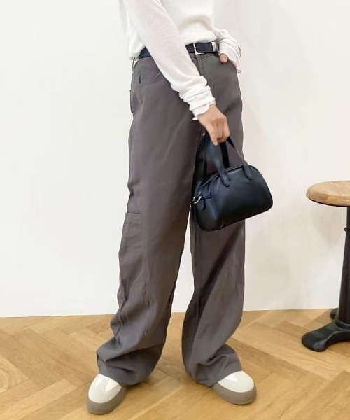 mebole（メボレ）の「ゆったりカジュアルワイドレックデニム（デニムパンツ・レディース・グレー・LARGE/MEDIUM）」の10枚目の写真