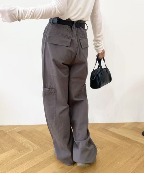 mebole（メボレ）の「ゆったりカジュアルワイドレックデニム（デニムパンツ・レディース・グレー・LARGE/MEDIUM）」の2枚目の写真