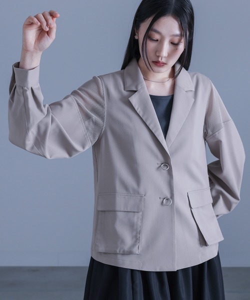 kOhAKU(コハク)の「袖メッシュ切替テーラードジャケット(テーラードジャケット・レディース・グレイッシュベージュ/ブラック・2/1)」の19枚目の写真