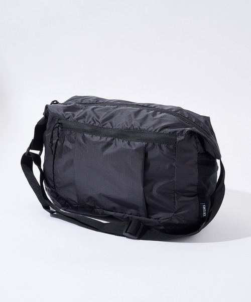 MAISON CLUB（メゾンクラブ）の「【MAISON CLUB】GB0608 コンパクトショルダーバッグ YM-Mil.（ショルダーバッグ・メンズ・ベージュ/マルチ/ブラック/オリーブ・FREE）」の2枚目の写真