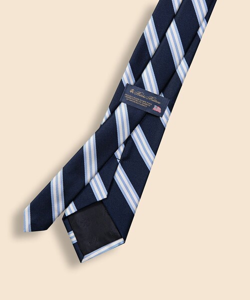 BROOKS BROTHERS(ブルックスブラザーズ)の「シルク BB#1ストライプ レップタイ Made in USA(ネクタイ・メンズ・バーガンディー/イエロー/ネイビー/レッド/ブルー/レッド系その他/グリーン/イエロー系その他・ONE SIZE)」の11枚目の写真