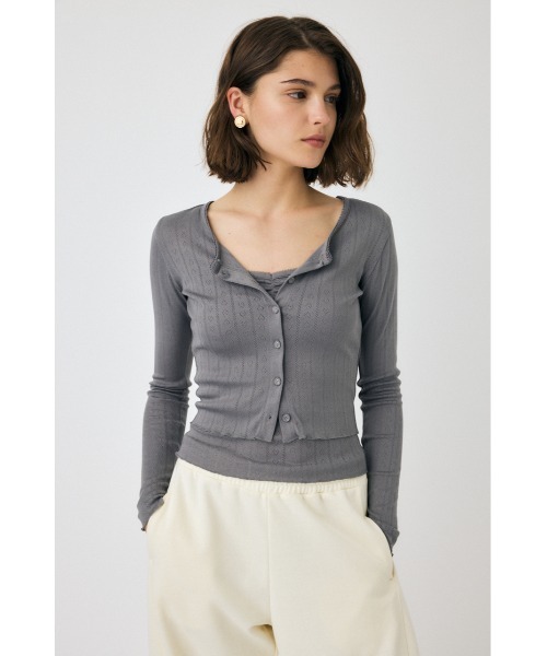 MOUSSY（マウジー）の「EYELET U-NECK カーディガン & キャミソール 春服（カーディガン/ボレロ・レディース・ライトブルー/ホワイト/チャコールグレー・FREE）」の4枚目の写真