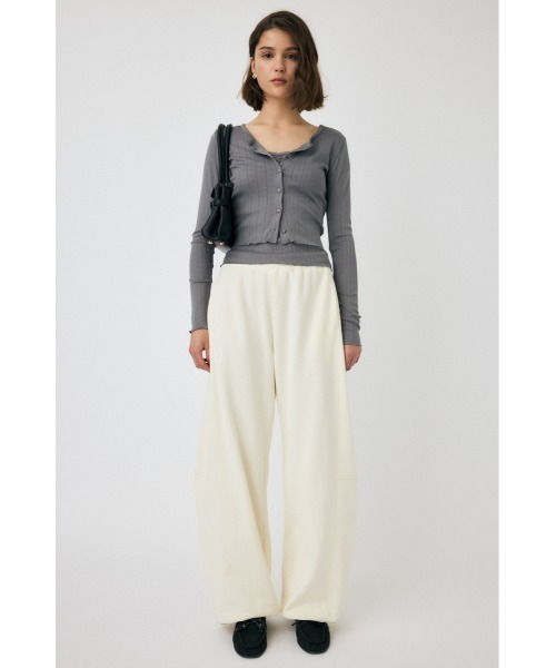 MOUSSY（マウジー）の「EYELET U-NECK カーディガン & キャミソール 春服（カーディガン/ボレロ・レディース・ライトブルー/ホワイト/チャコールグレー・FREE）」の7枚目の写真