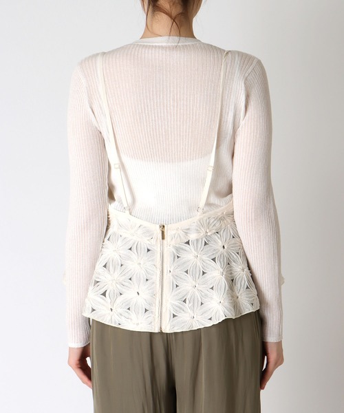 Jines（ジネス）の「チュールフラワーキャミ（シャツ/ブラウス・レディース・ブラック/ライトベージュ・38）」の17枚目の写真